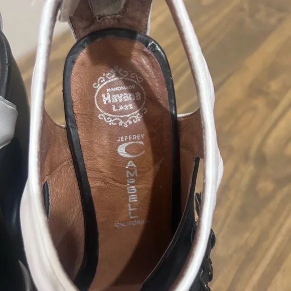 Jeffrey Campbell B/W platform sandals - Picture 5 of 7